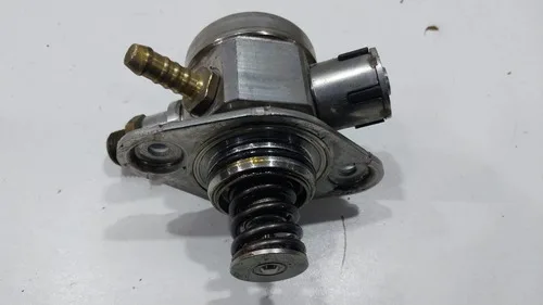 Bomba Alta Pressão Audi A4 2.0 2017 06l127a03 Com Avaria