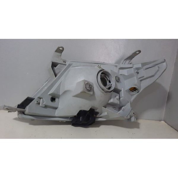 Farol Hilux Srv 2005 2006 2007 2008 Direito Marca Tyc