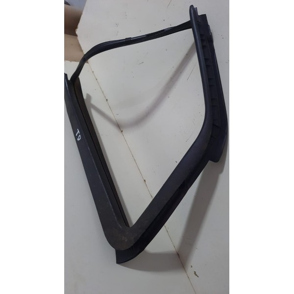 Borracha Vidro Vigia Fixo Traseira Direita Nissan Kicks