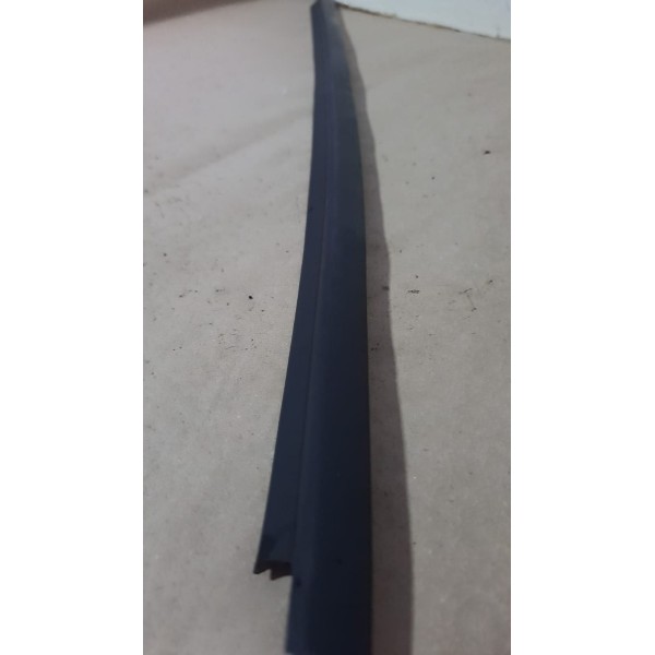 Pestana Externa Traseira Esquerda Citroën C3 2004/2012
