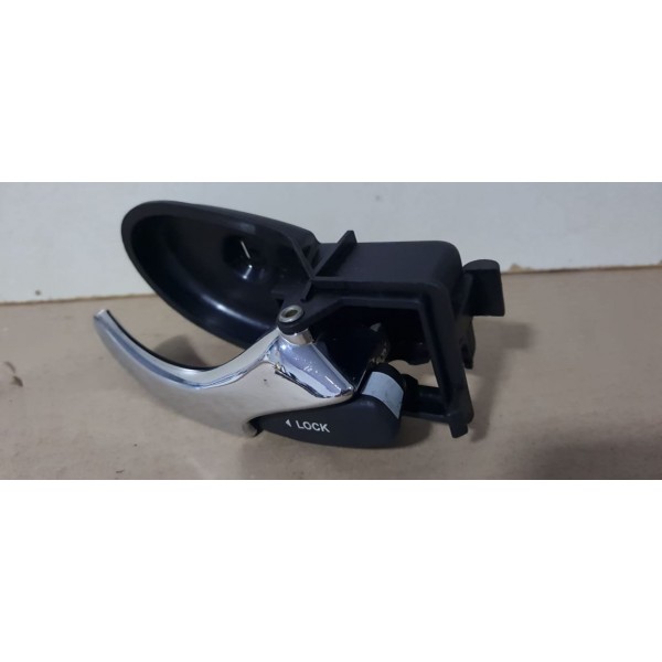 Maçaneta Interna Direito Ford Focus 01/08 Cromada