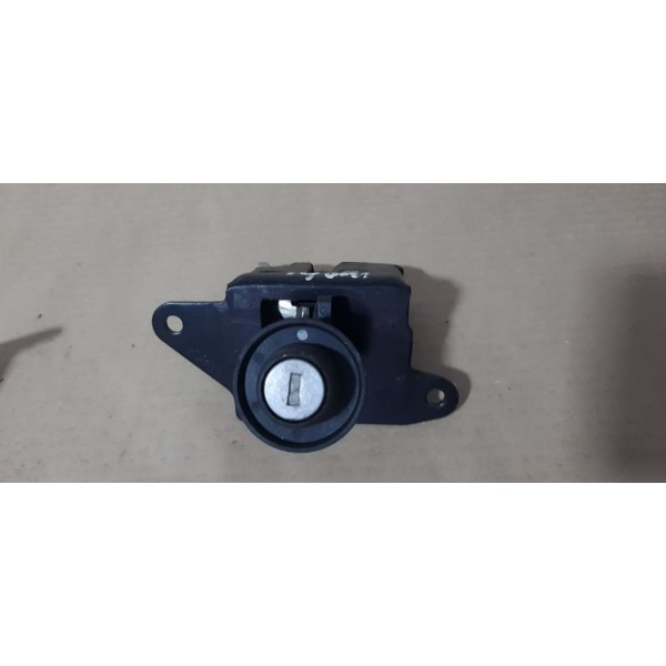 Fechadura Tampa Traseira Fiat Mobi