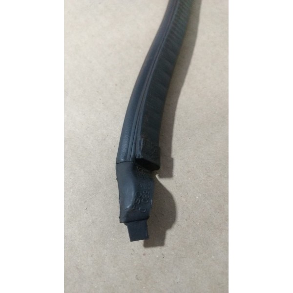Borracha Guarnição Porta Traseira Direita Peugeot 208 / 2008