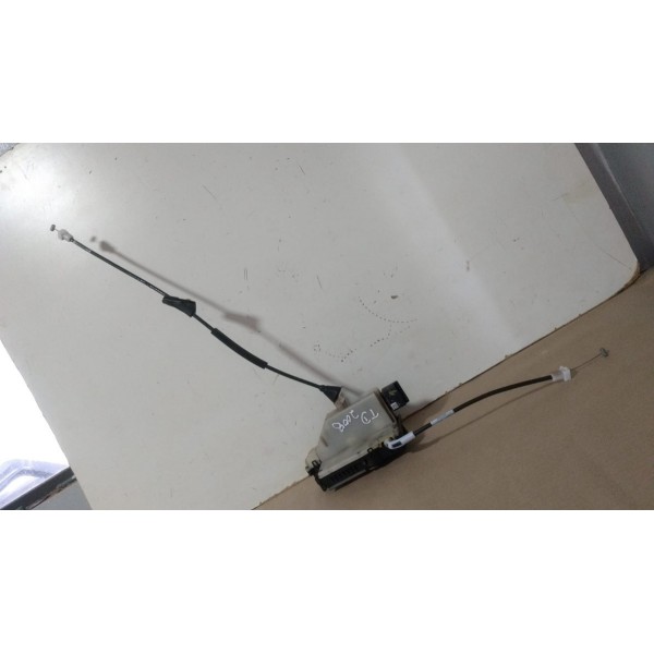 Fechadura De Porta Traseira Direito  Peugeot 208 E 2008