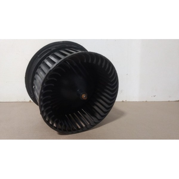Motor Ar Forçado Ventilação T82378c Tracker 2021 2022