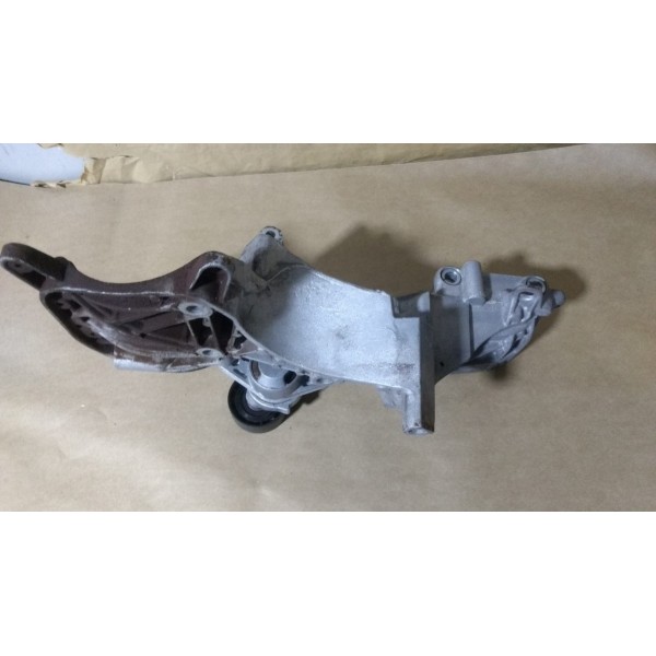 Suporte Alternador Compressor Logan Sandero 8200941114