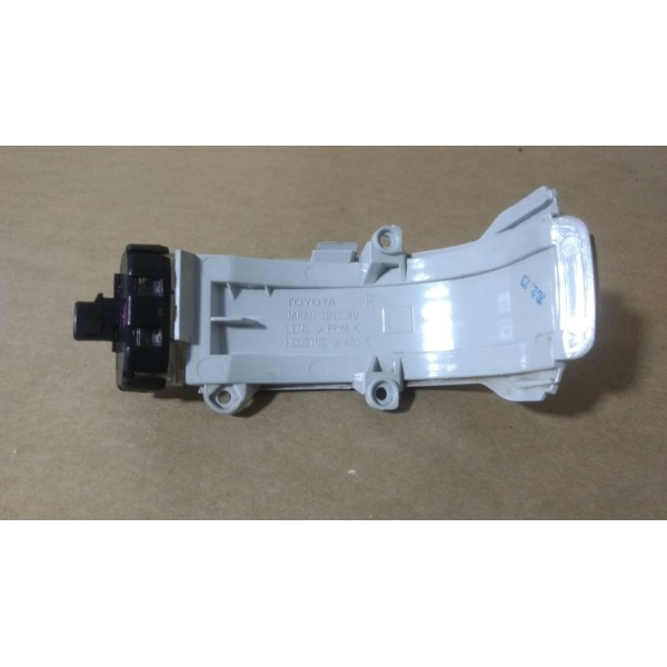 Pisca Retrovisor Direito Corolla 2009 2010 2011 2012 2013