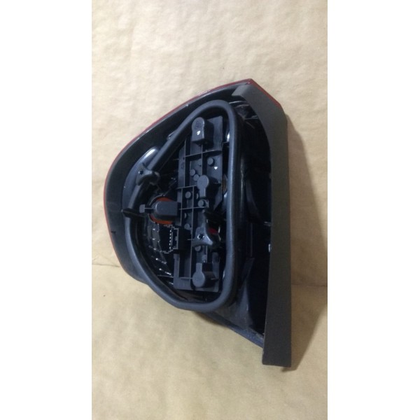 Lanterna Direita Renault Clio Sedan 2002 2003 2004 Tricolor
