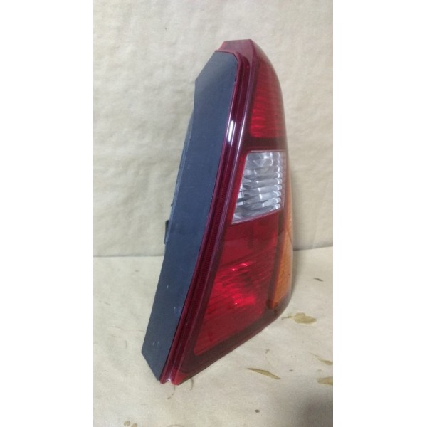 Lanterna Traseira Clio Sedan 2006 05 04 03 02 01 Tricolor Ld