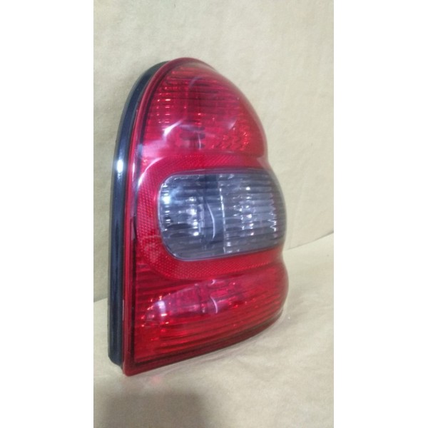 Lanterna Direita Corsa Hatch Fumê 2002 2001 2000 Bolha