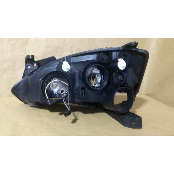 Farol Corsa Montana Direita Máscara Negra