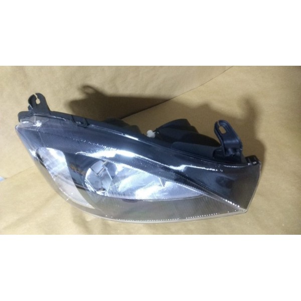 Farol Corsa Montana Direita Máscara Negra
