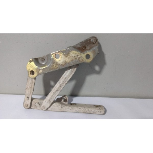 Dobradiça Capô Lado Esquerdo Chevrolet Vectra 97-05