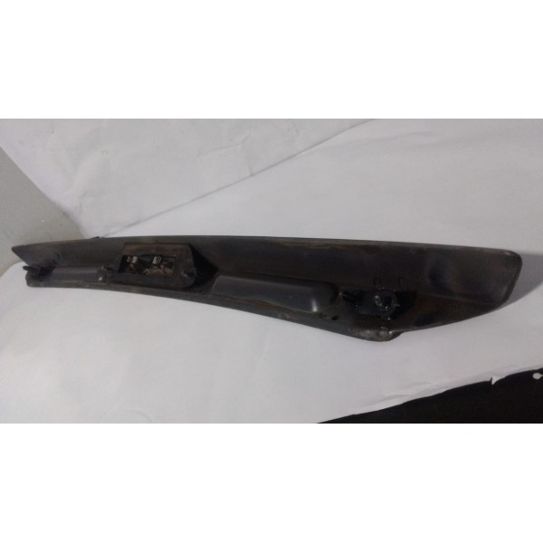 Moldura Tampa Traseira C/ Luz Placa Ford Fiesta Hatch 04/13