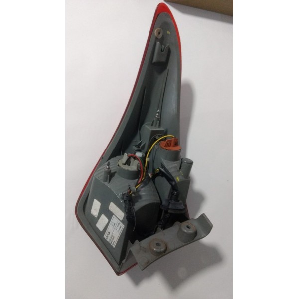 Lanterna Traseira Hb20 Hatch 11/15 Direita 924021s000