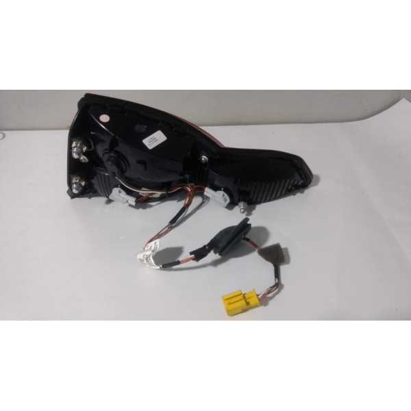 Lanterna Tampa Traseira Esquerda Fiat Argo 2018 2021 Bicolor
