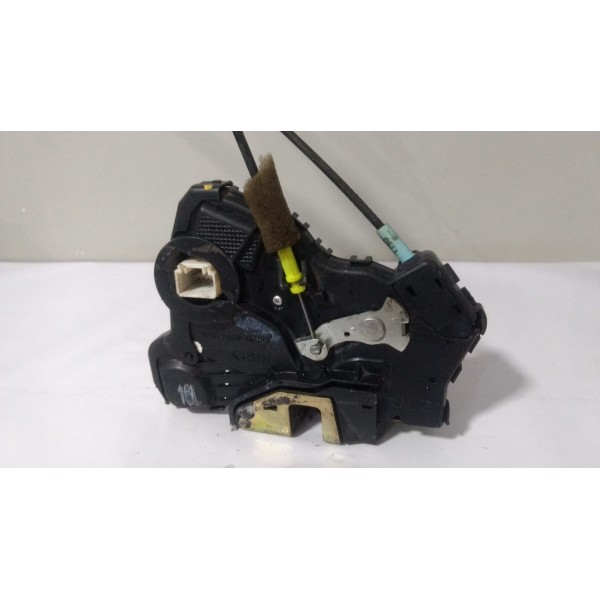 Fechadura De Porta Dianteira Esq Toyota Corolla 2003/2007