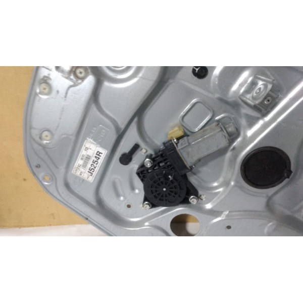 Maquina Do Vidro Traseiro Direito Hyundai I30 09 A 11