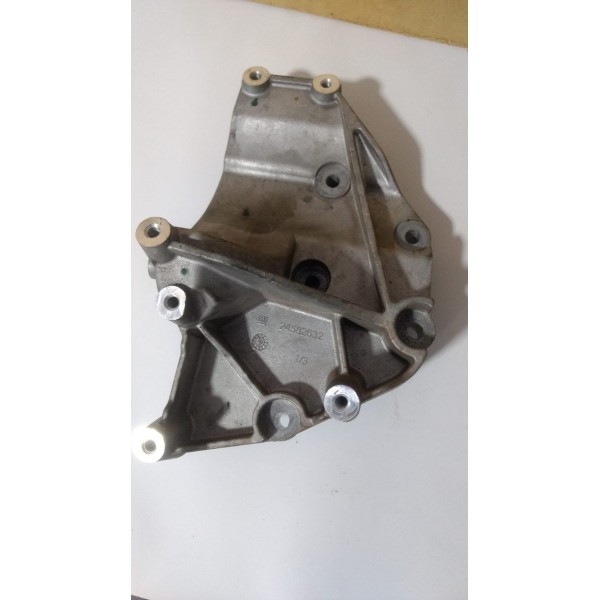 Suporte Compressor Ar Spin Onix Prisma Cobalt 24582632