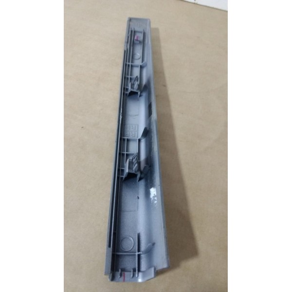 Acabamento Rack Teto Traseiro Direito Kia Sportage 2011/2016