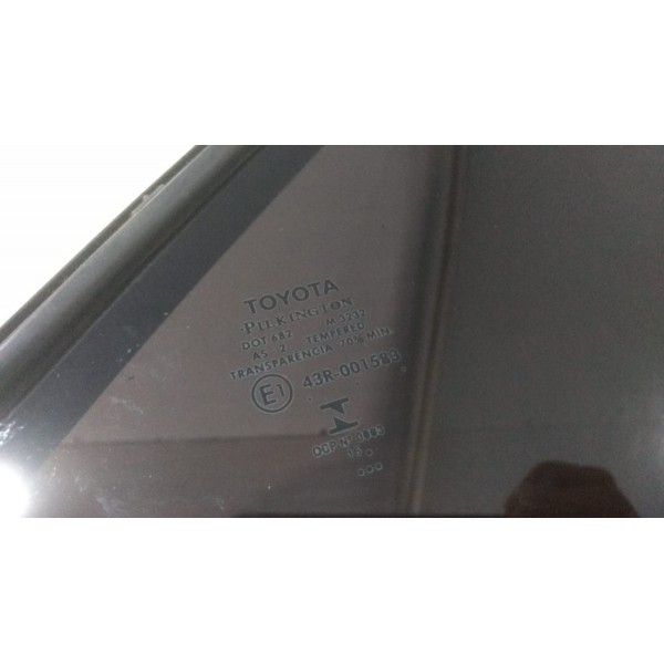 Vidro Fixo Vigia Traseiro Direito Corolla 2015/2019
