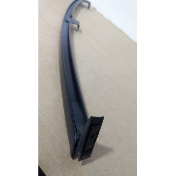 Canaleta Vidro Vigia Traseira Direita Toyota Corolla 15/19