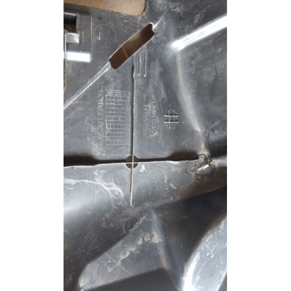 Protetor Esq Paralama/carte New Fit 2015/17 74165t5n