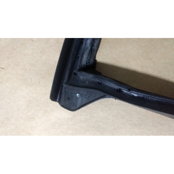 Borracha Da Porta Traseira Esquerda Original Corolla 09/14