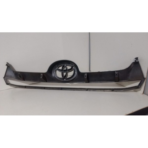 Moldura Da Grade Hillux 2008/10 531220k060