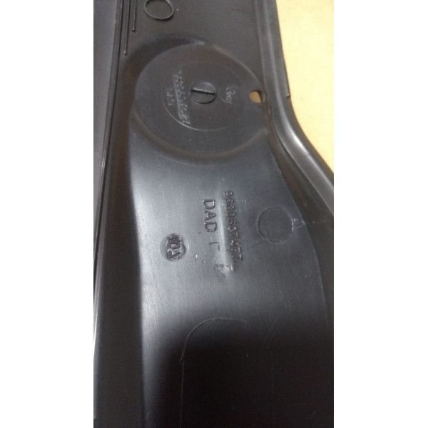 Churrasqueira Para Brisa Lado Esquerdo Peugeot 206 207