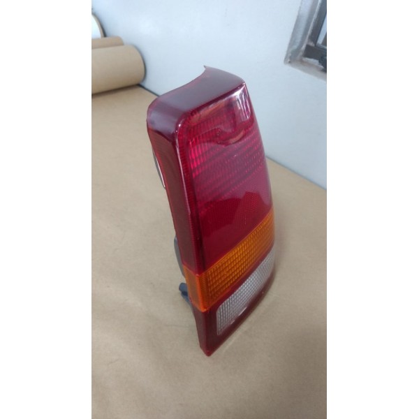 Lanterna Traseira Kadett 86 A 98 Tricolor Direito
