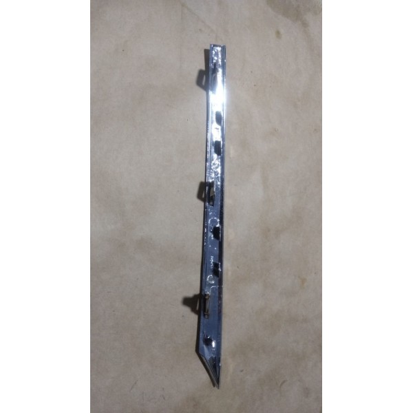 Friso Grade Superior  Direito Toyota Corolla 15/17 Original