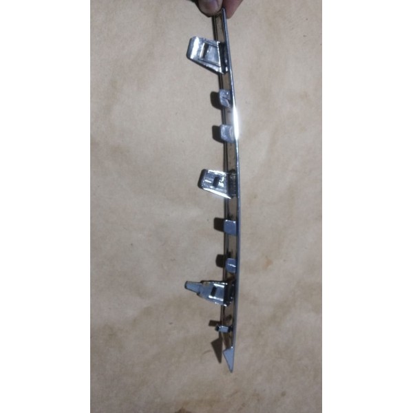 Friso Grade Superior  Direito Toyota Corolla 15/17 Original