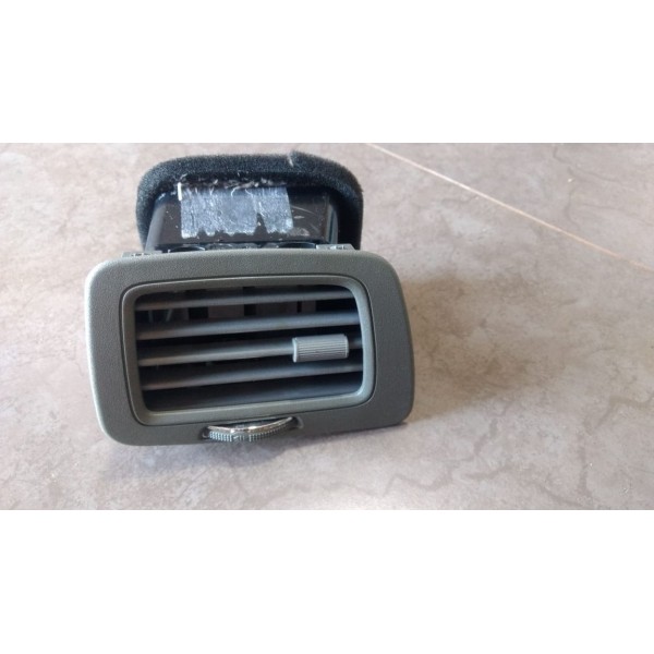 Difusor De Ar Cinza Lateral Esquerda Gm Cobalt Spin