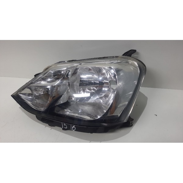 Farol Toyota Etios Esquerdo Com Detalhe