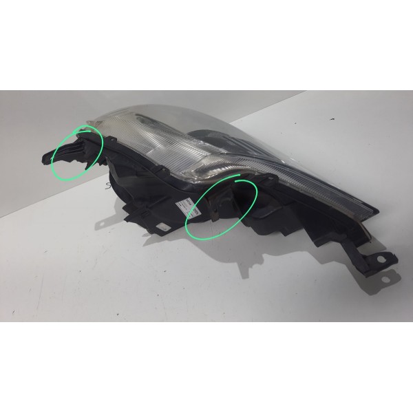 Farol Toyota Etios Esquerdo Com Detalhe