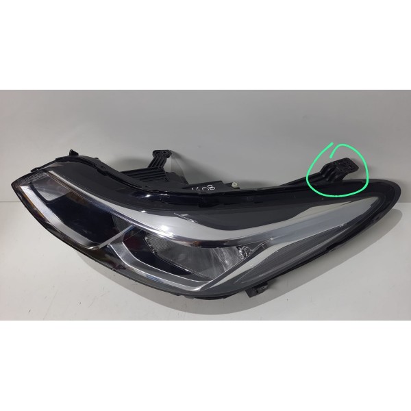 Farol Esquerdo Cruze S/led 2017 2018 2019 2020 2021 2022