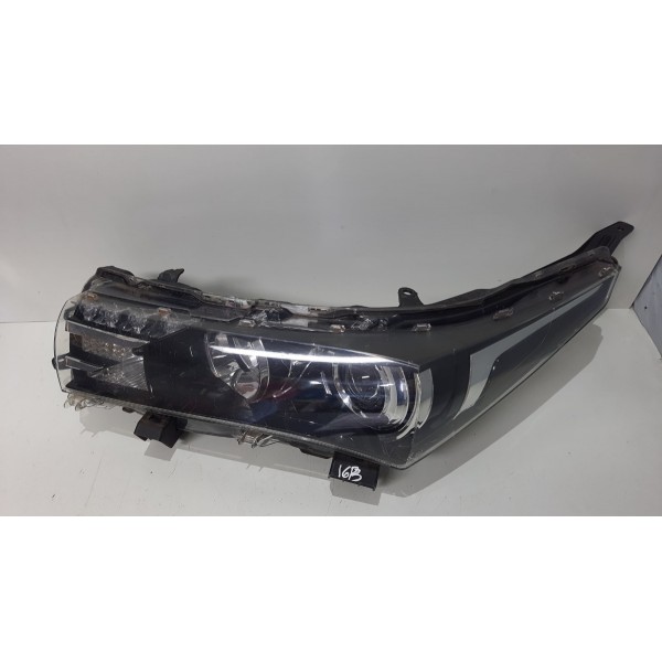 Farol Esquerdo Corolla 2015 2016 Com Led (detalhe)