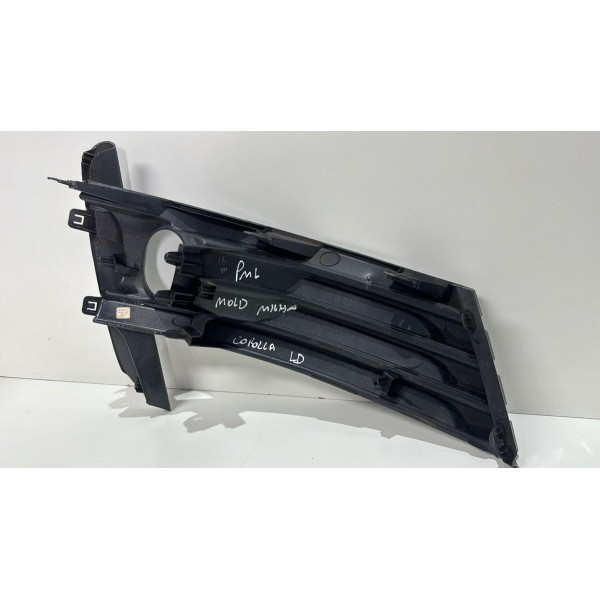 Moldura Farol Milha Lado Direito Corolla 2017 2018 2019 Cinza-escuro