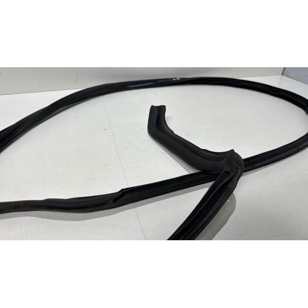 Borracha Pingadeira Lateral Direita Honda Hrv 2015/2021