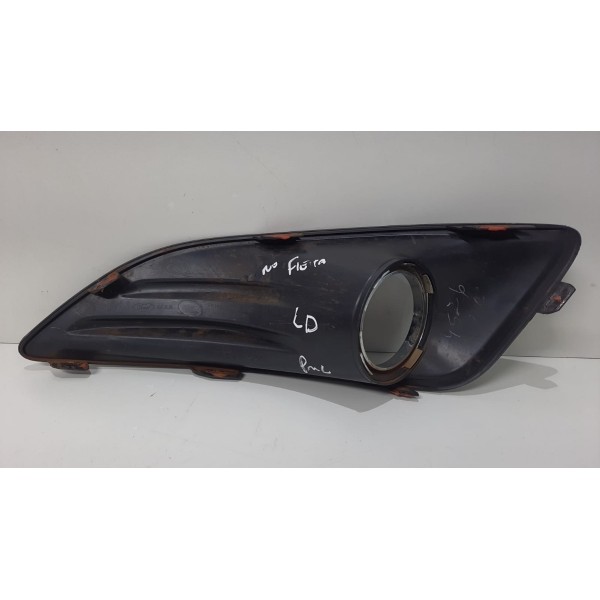 Moldura Farol De Milha New Fiesta Lado Direito 2014 A 2017