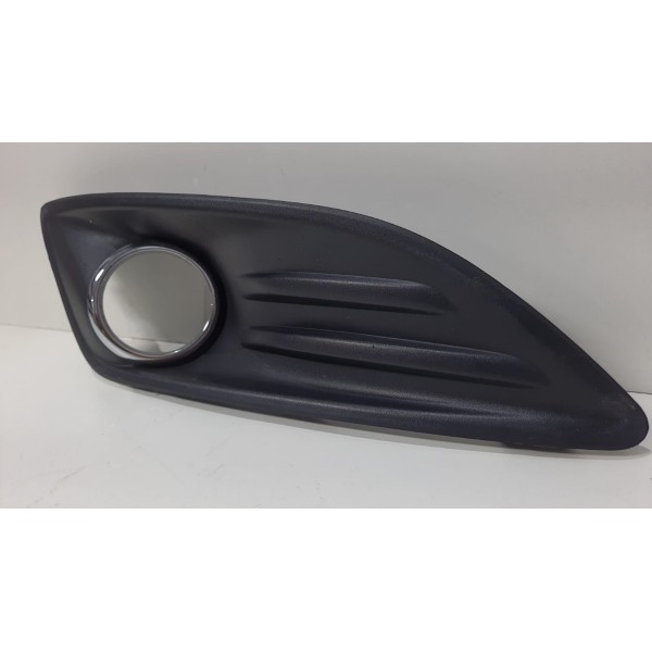 Moldura Farol De Milha New Fiesta Lado Direito 2014 A 2017