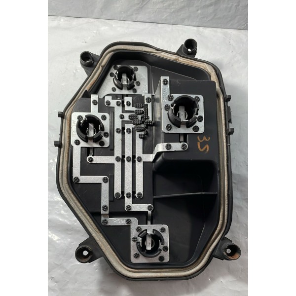 Circuito Lanterna Traseira Esquerda Ford New Ka Sedan 2015