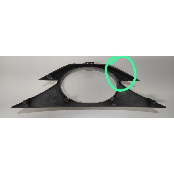 Moldura Emblema Grade Radiador Yaris 2023 Original