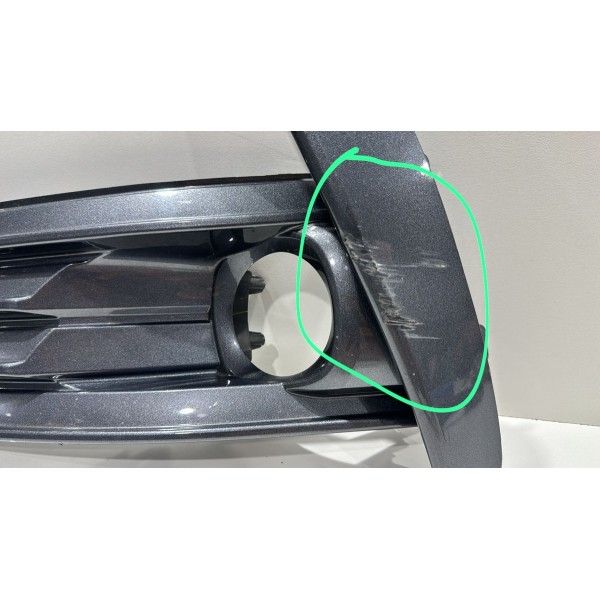 Moldura Farol De Milha Lado Esquerdo Toyota Corolla 17/19