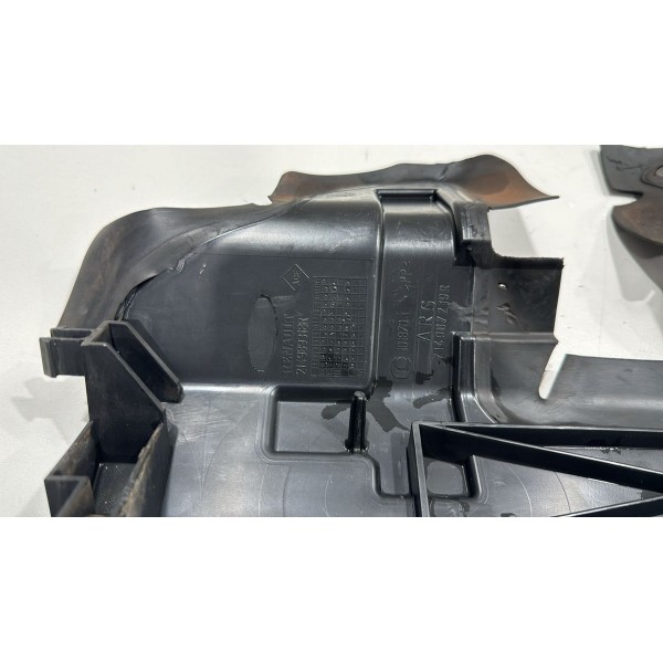Defletor De Ar Radiador Lado Direito Renault Fluence