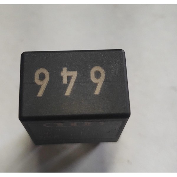 Rele Bomba Combustível 646 Audi A1 A3 A4 A5 Vw Up 4h0951253c