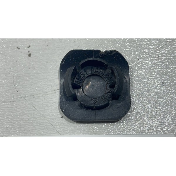 Acabamento Parafuso Soleira Porta Malas Ford Focus 2009 Á 14