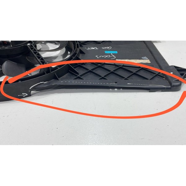 Defletor Com Motor Ventoinha Ford Focus 2.0 2009 Á 2013