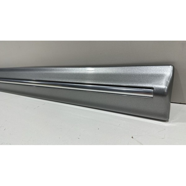 Friso Porta Dianteira Esquerda Honda Hrv
